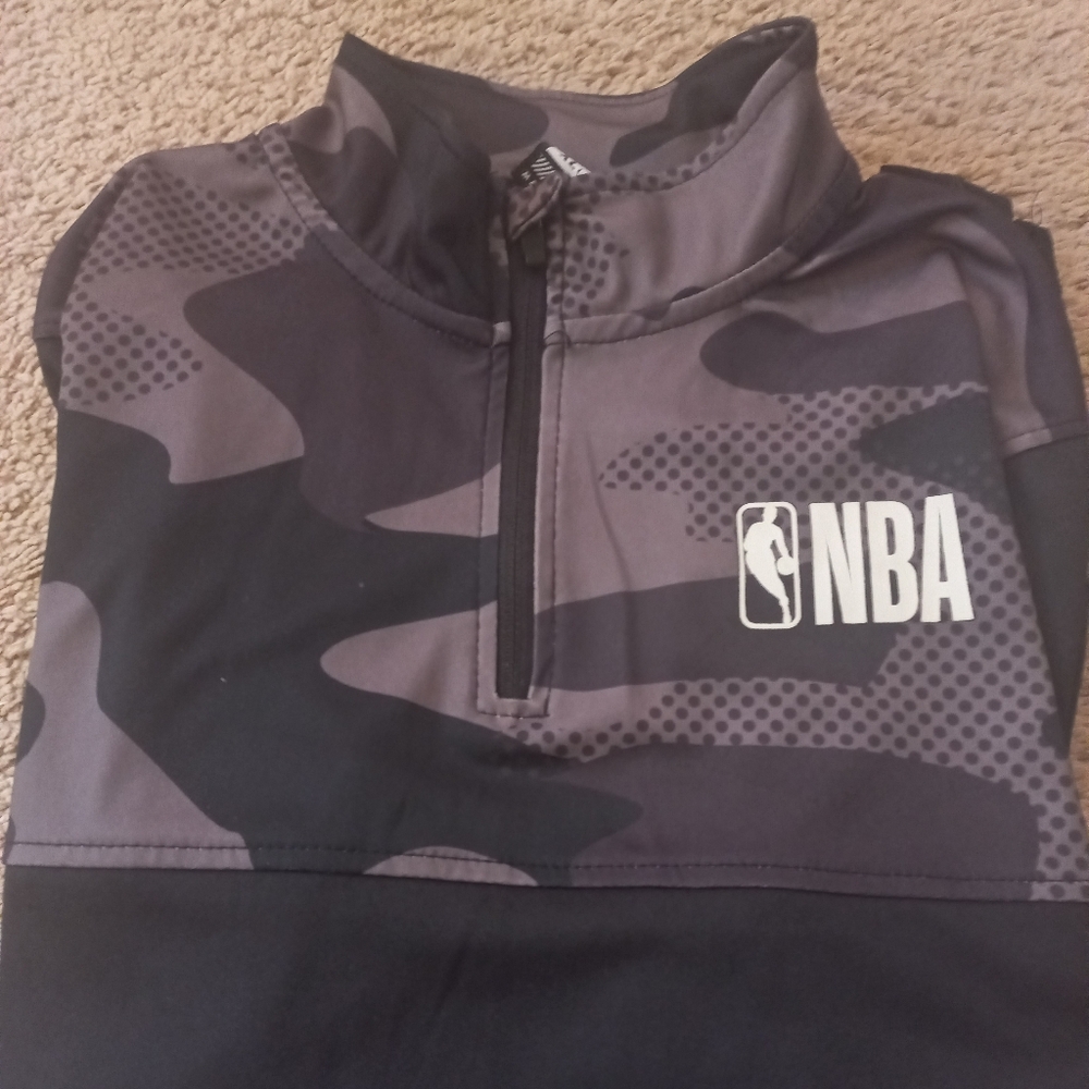 NBA Boys XL 18-20 Long Sleeve Camo Print Shirt EUC Basketball Fan